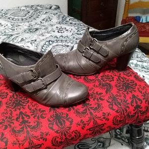 GRAY  BOOTIES/ SHOES